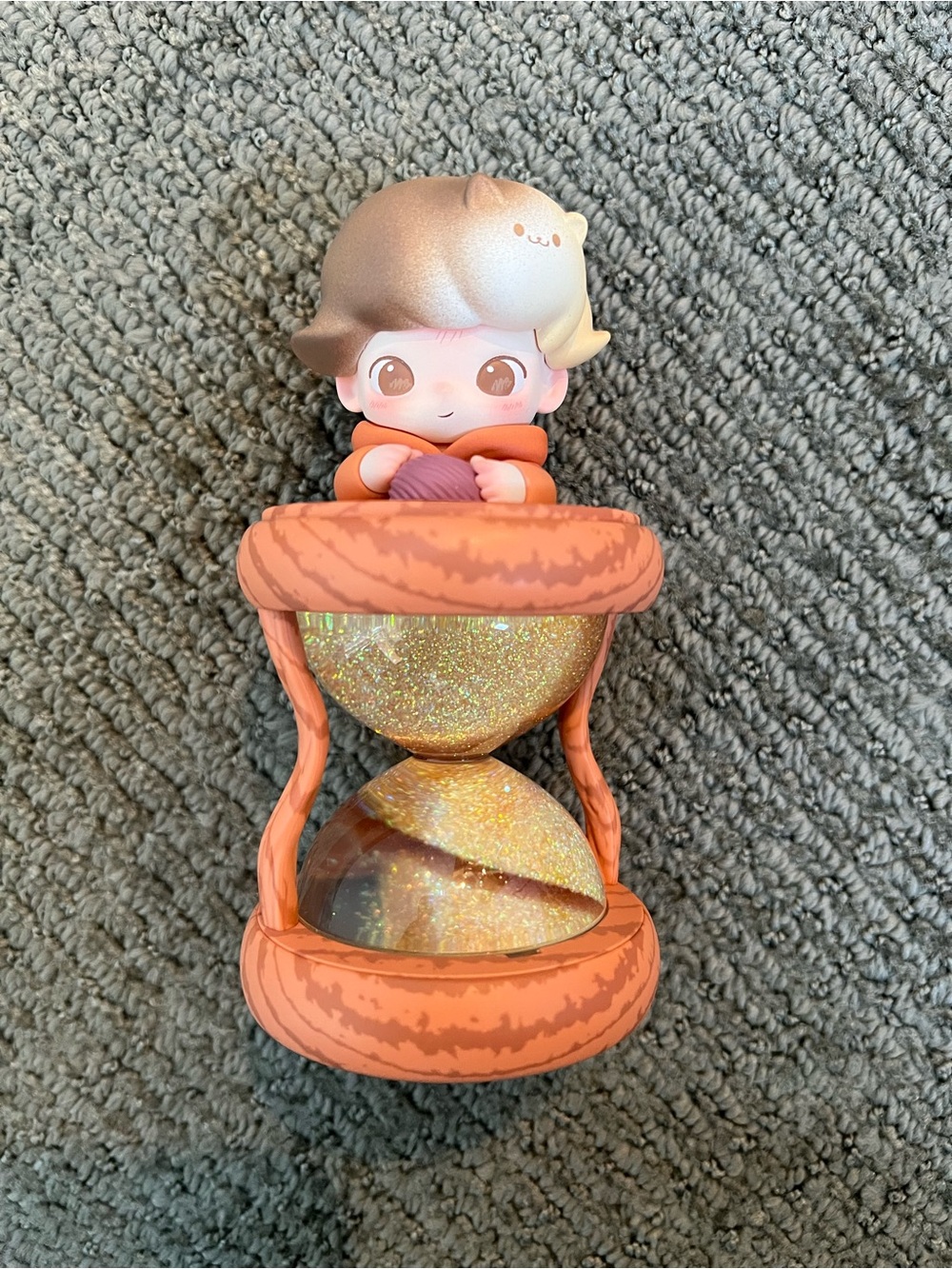 DIMOO Memories We Hold Series–Glowing Hourglass Crystal Ball